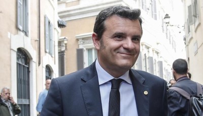 Ministro dell'Agricoltura e del Turismo On. Gian Marco Centinaio