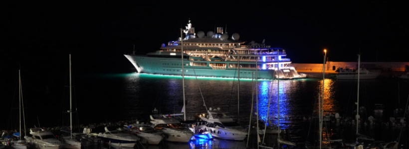 otranto-yacht-Katara-sceicco-Tamim-bin-Hamad-al-Thani1